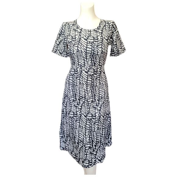 Navy Blue and White Patterned Dress With Pockets XS - Picture 1 of 8
